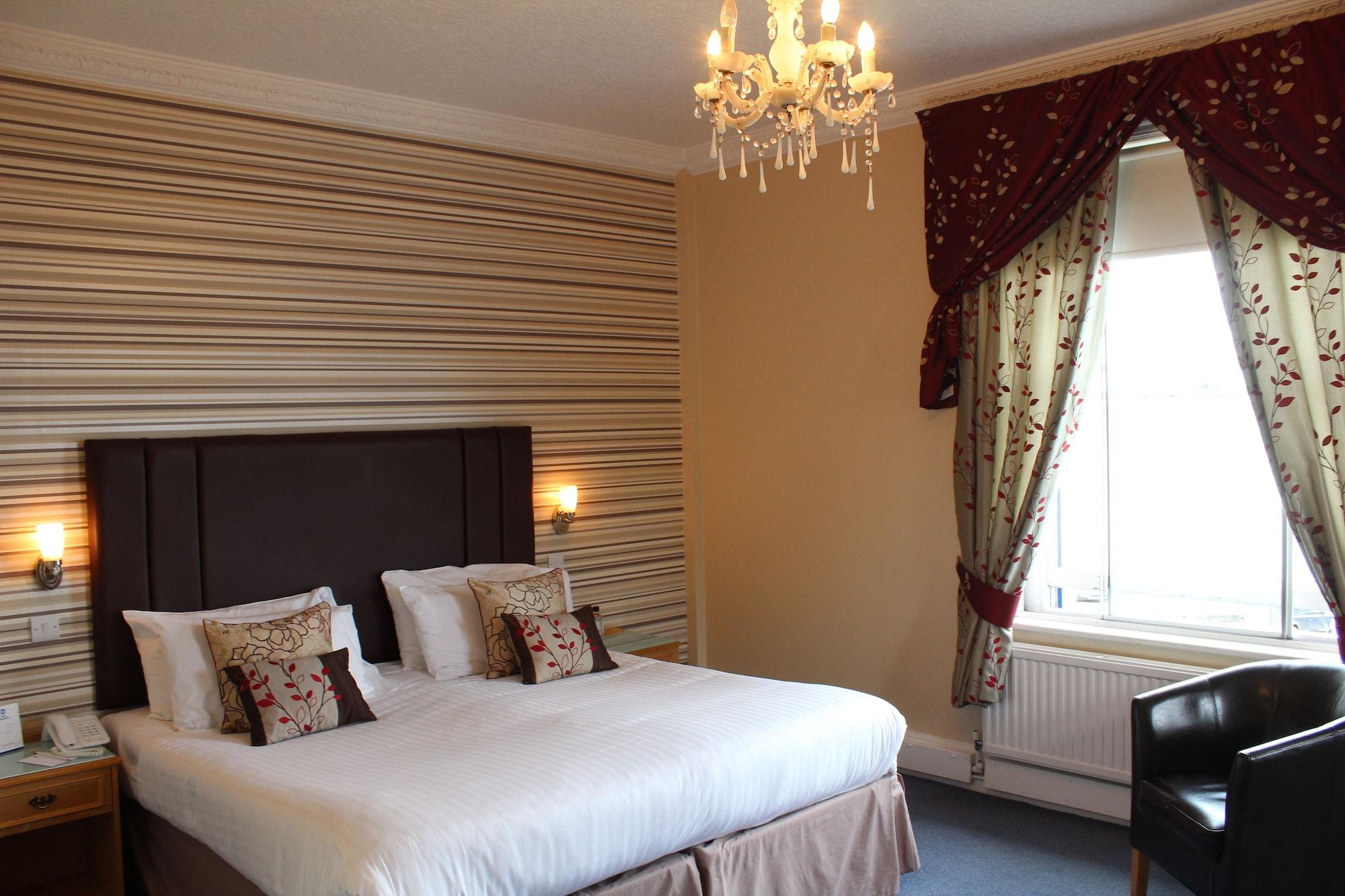 Best Western New Holmwood Hotel Каус Екстер'єр фото
