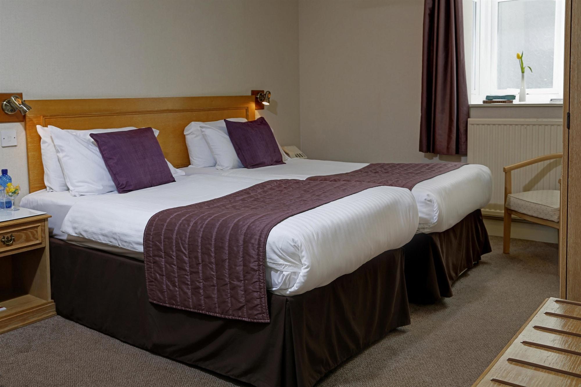 Best Western New Holmwood Hotel Каус Екстер'єр фото