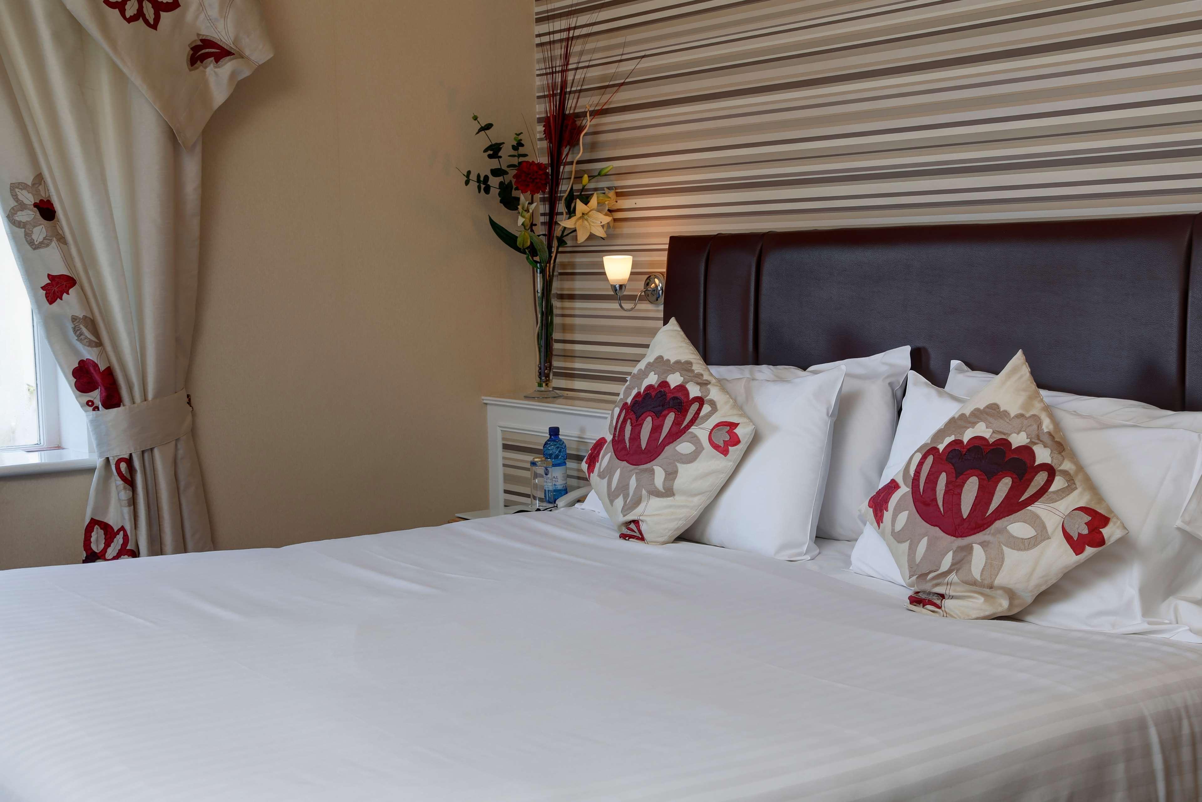 Best Western New Holmwood Hotel Каус Екстер'єр фото