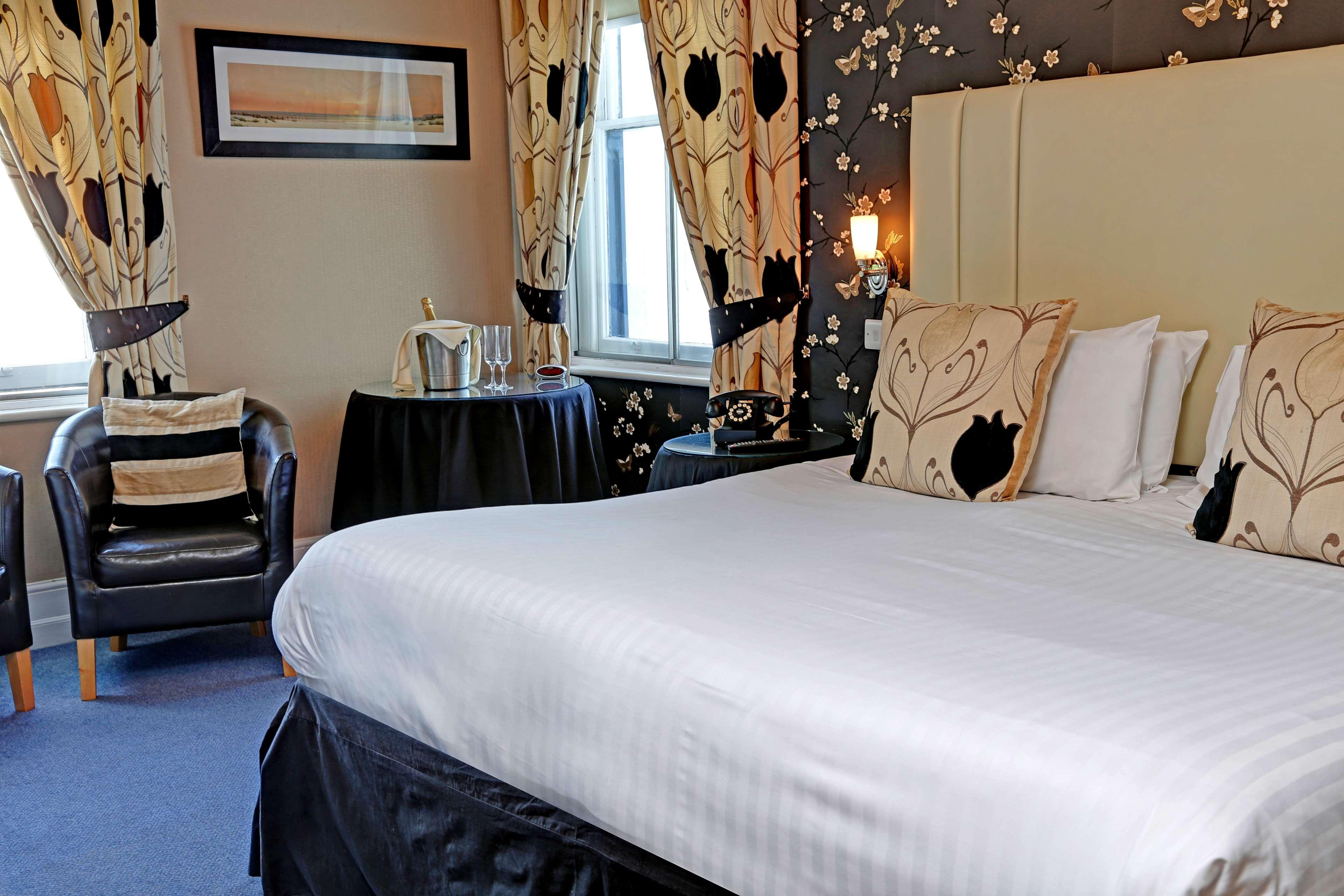 Best Western New Holmwood Hotel Каус Екстер'єр фото