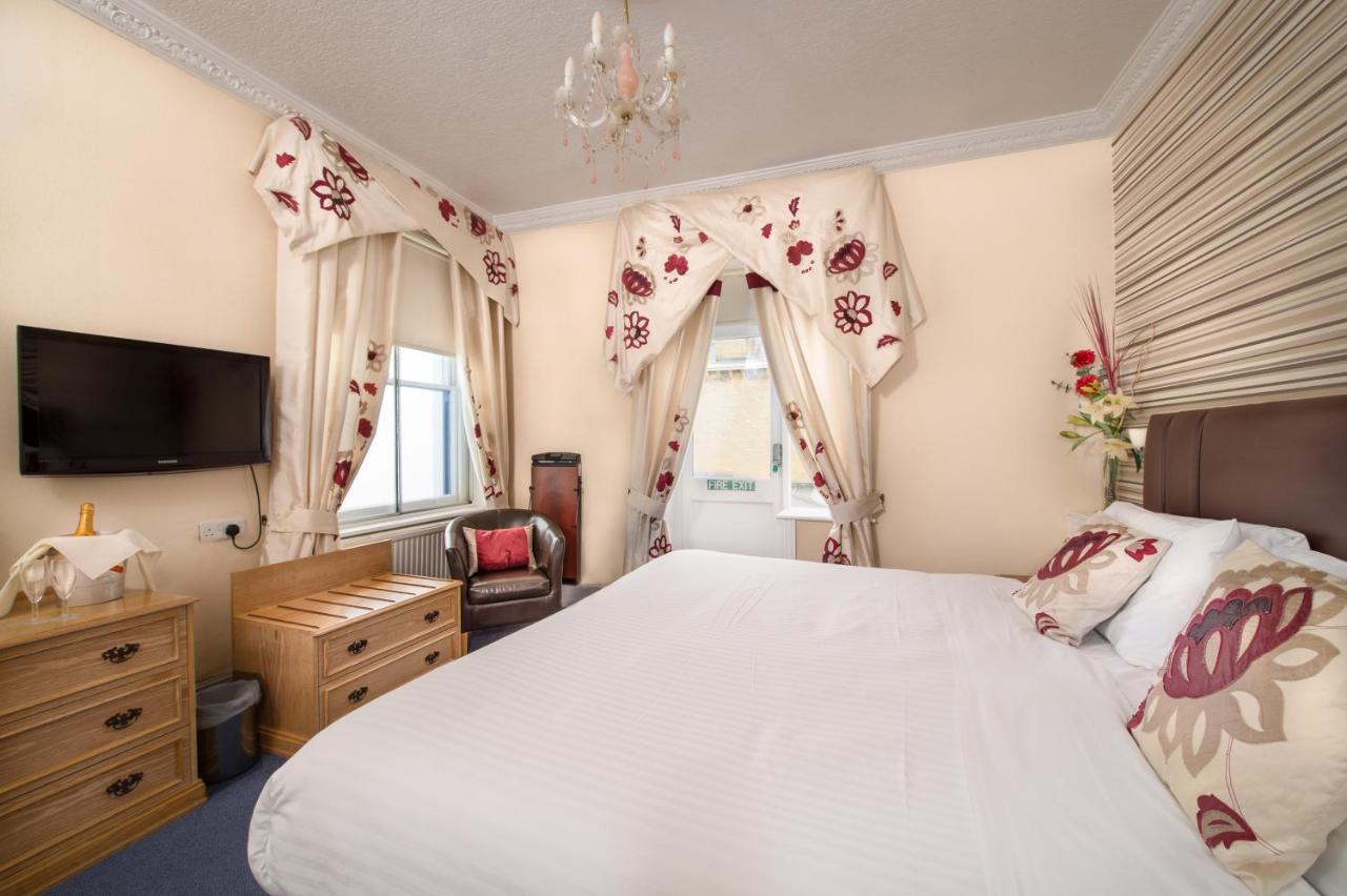 Best Western New Holmwood Hotel Каус Екстер'єр фото